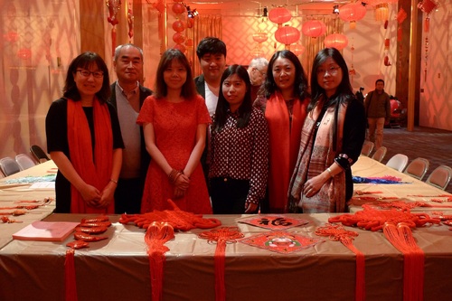 迎猴年市民齊聚藝術(shù)圣殿，慶佳節(jié)孔院同展傳統(tǒng)才藝